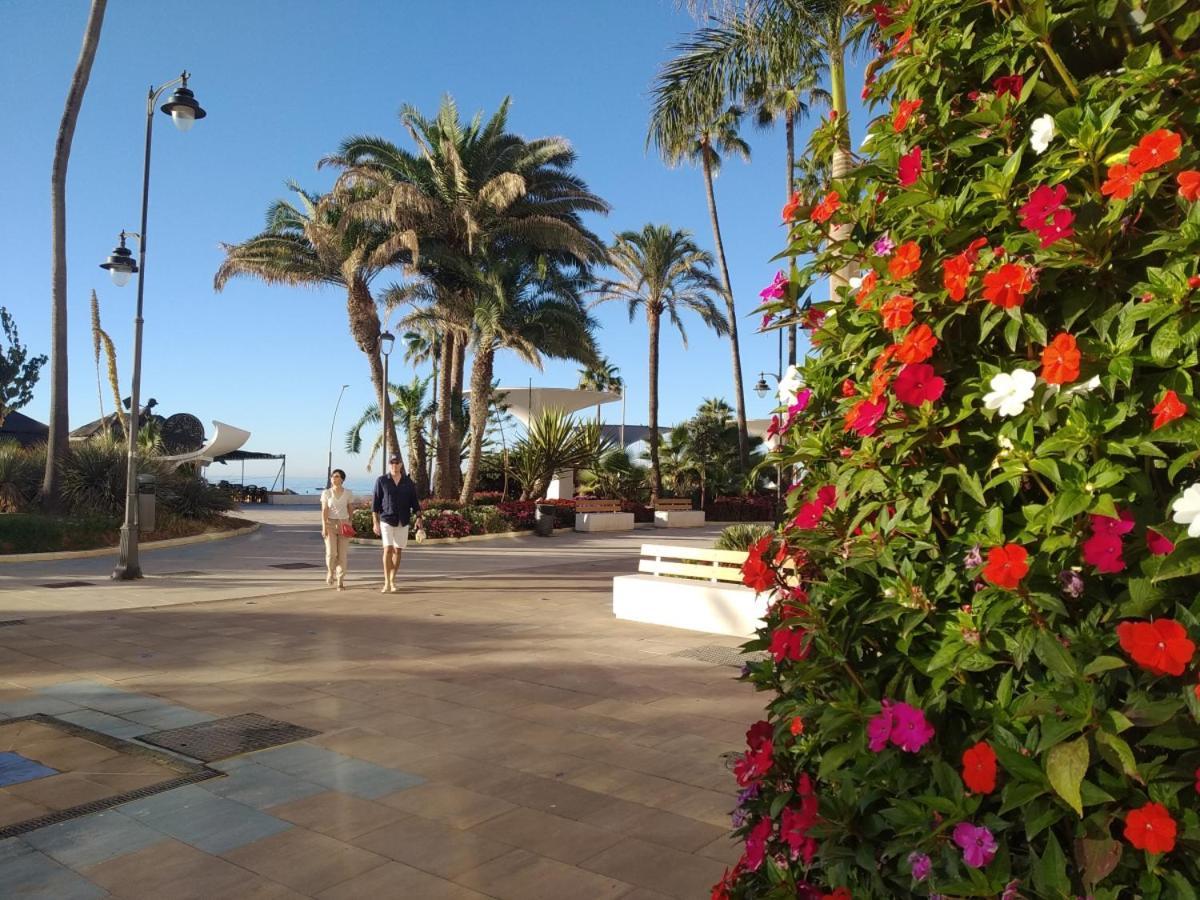 Hotel Silken El Pilar Andalucia Estepona Exterior foto